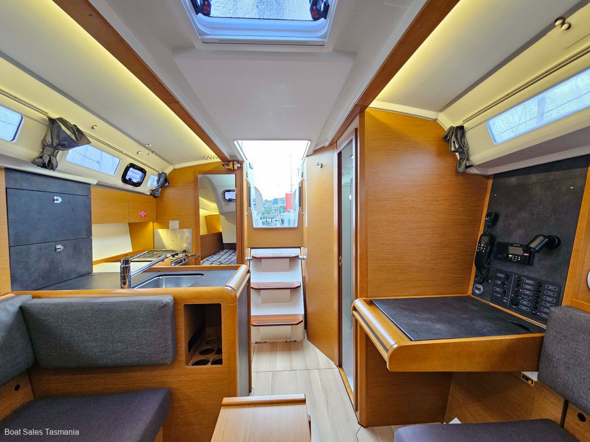 Jeanneau Sun Odyssey 349 "Freycinet"
