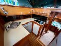 Riviera 38 Flybridge