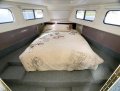 Shiraz, 2 x Decked, Dual Helm, 3 x Bed, 2 x Bath.