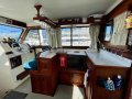 Cuddles 35 Resort Flybridge