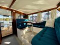 Cuddles 35 Resort Flybridge