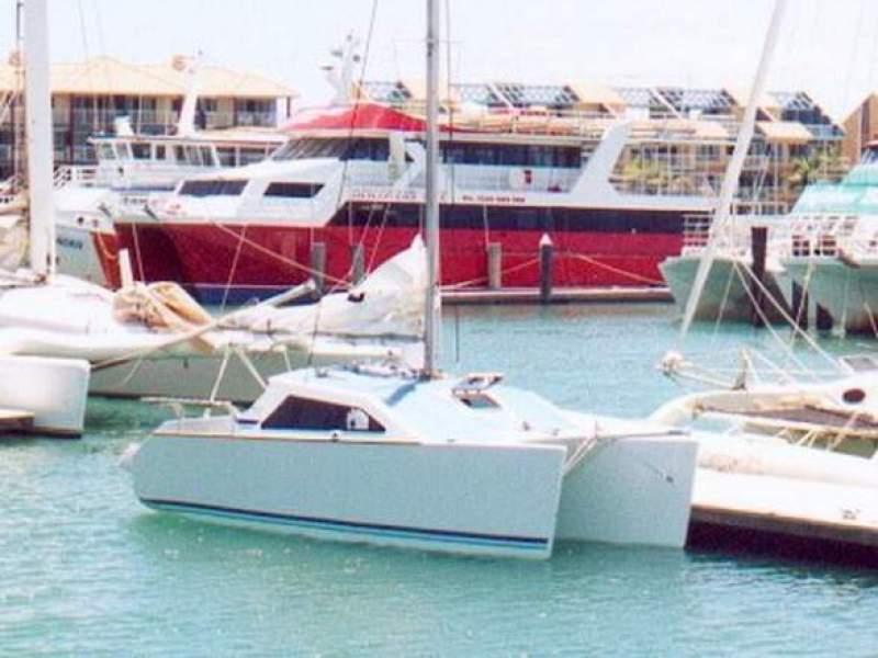 Waller Catamaran Waller 670