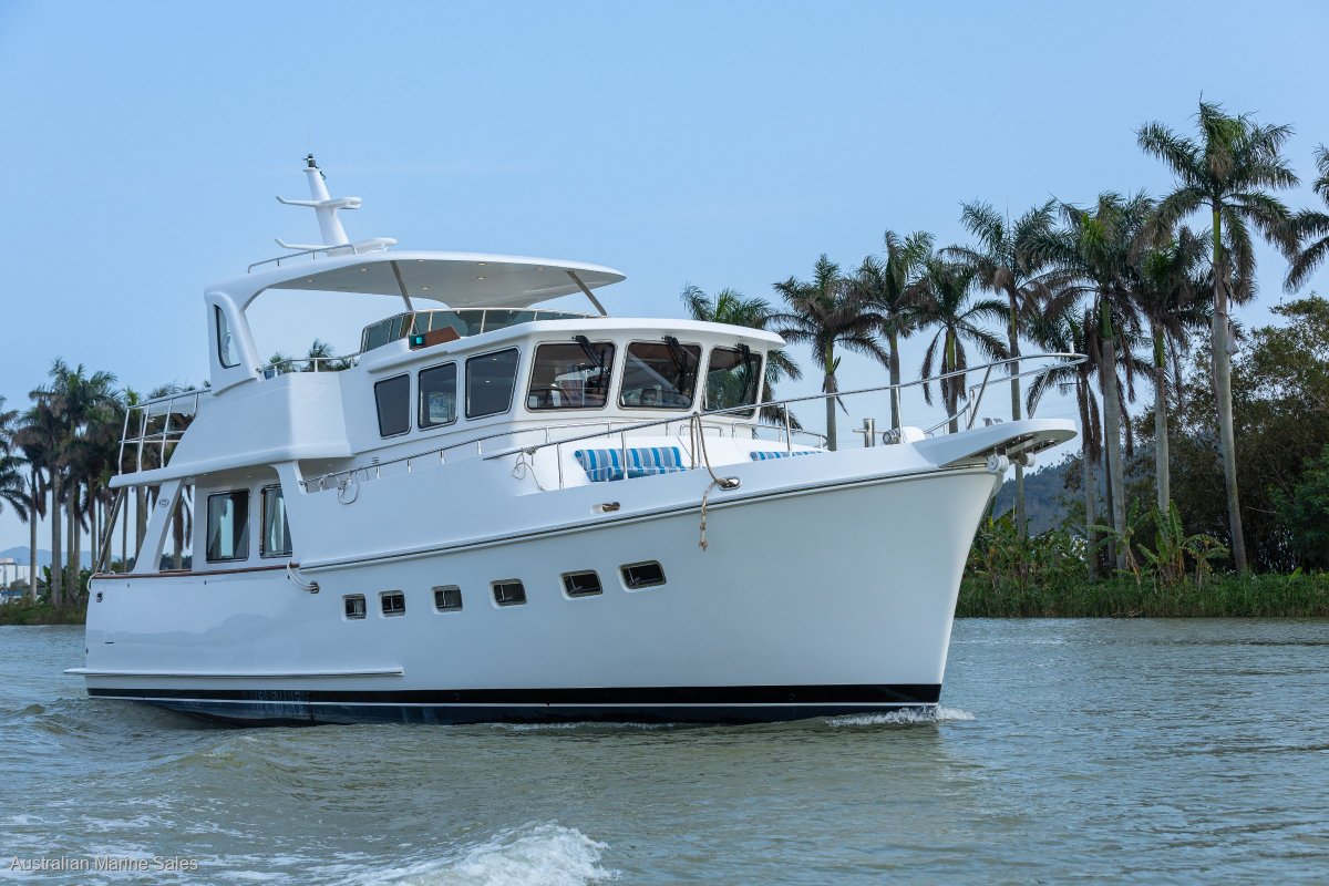 Selene 49 Explorer
