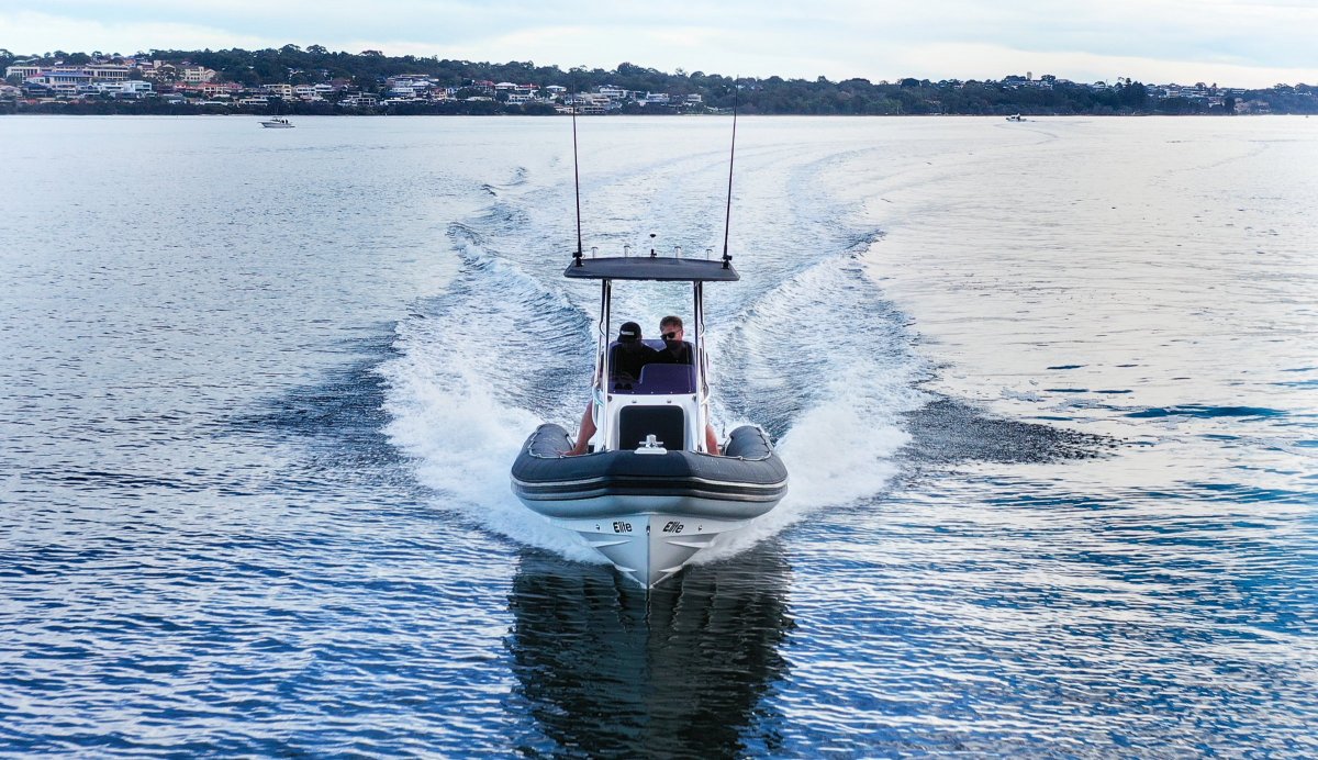 Gemini Elite 650 RIB Centre Console & Trailer