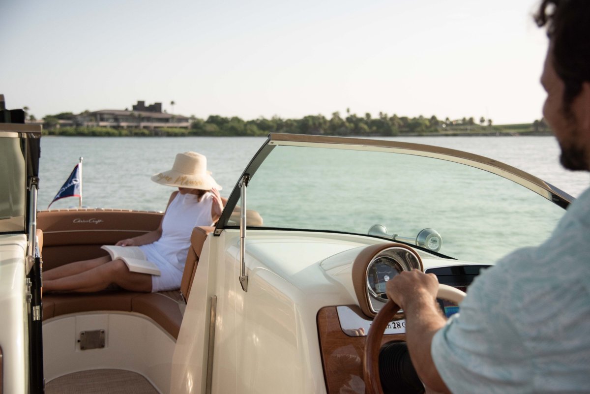 Chris Craft Launch 28GT