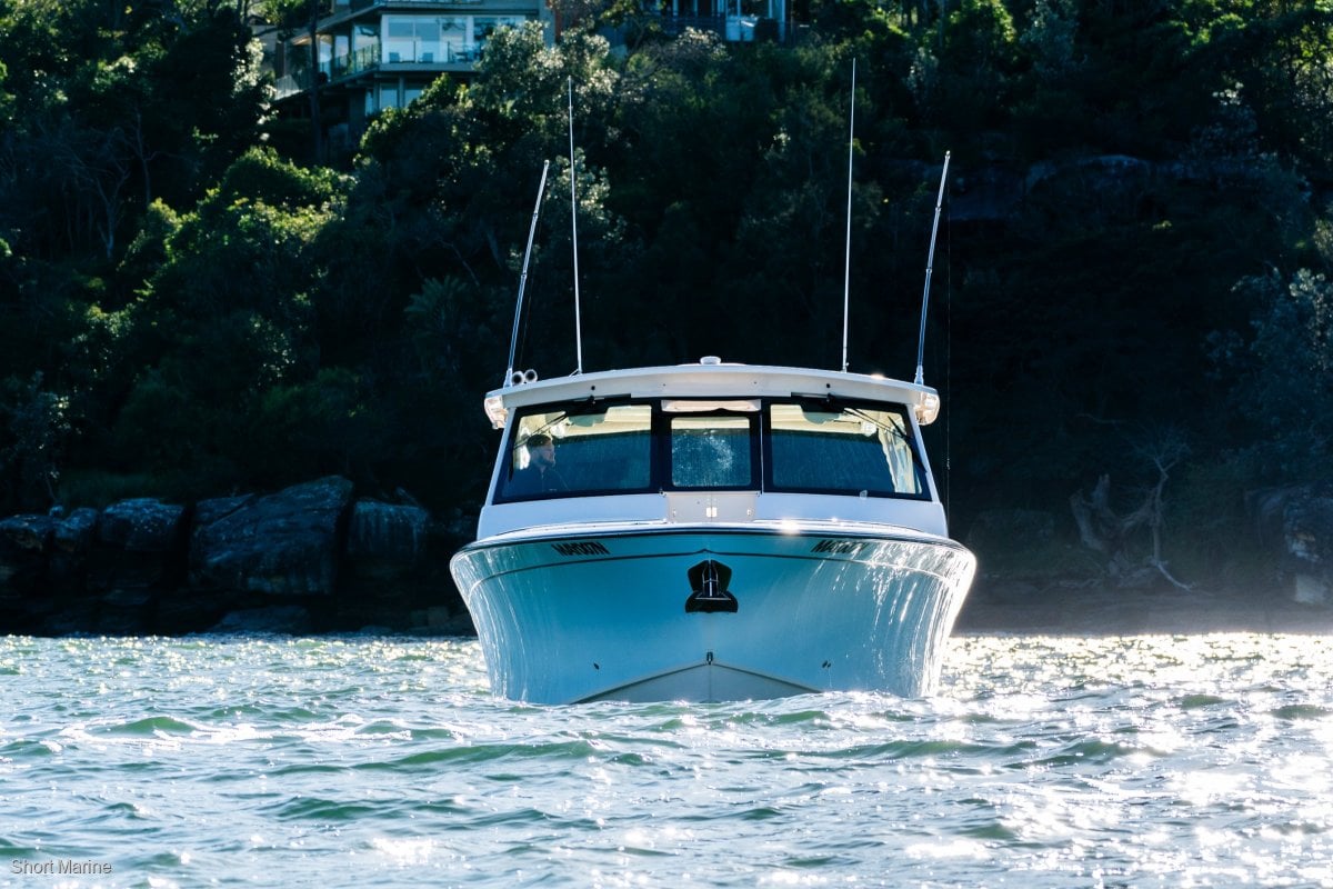 Grady-White Freedom 375
