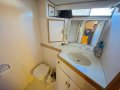 Dyna 53 Motor Yacht Aft Cabin