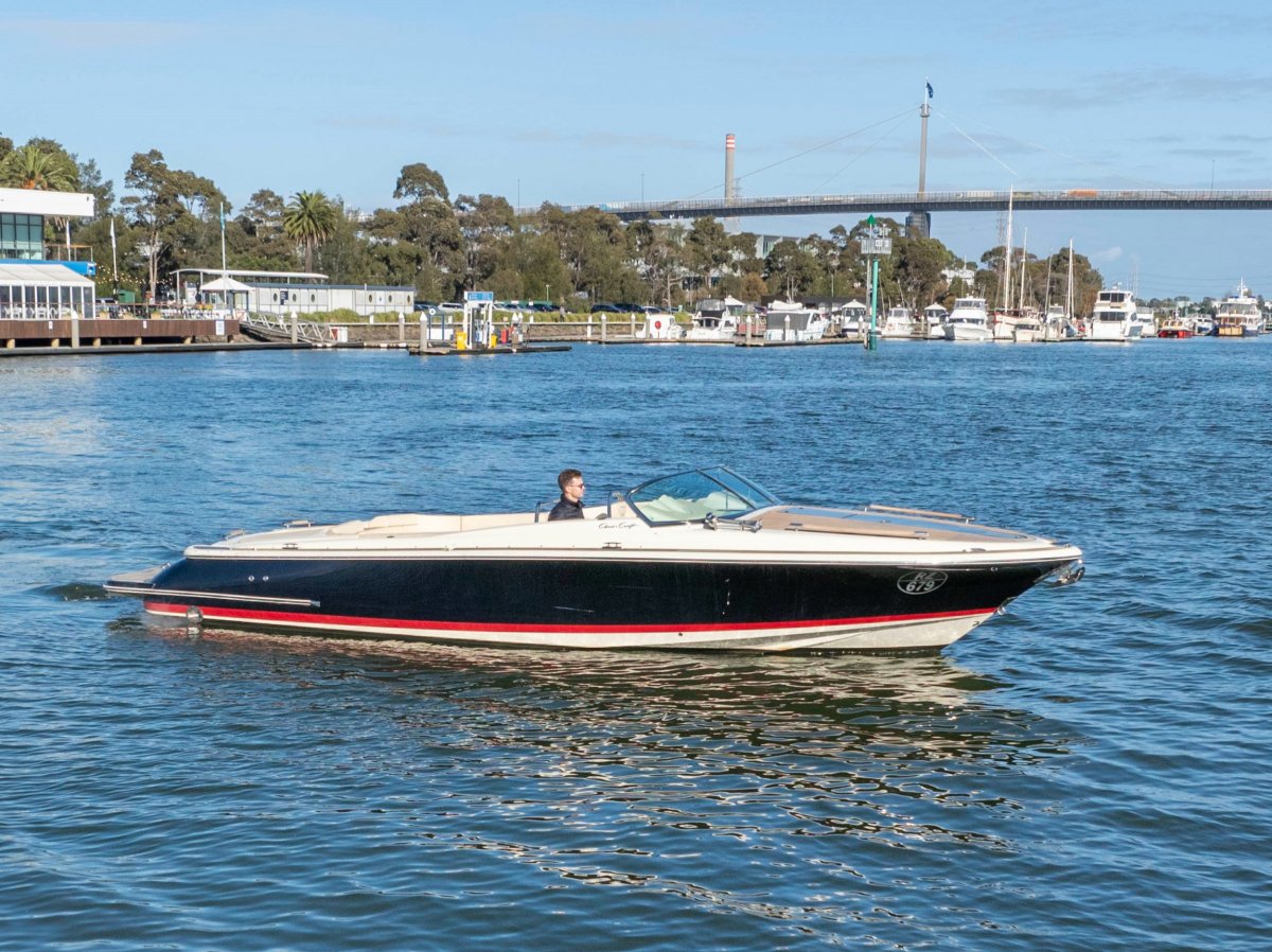 Chris Craft Corsair 30