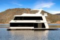 Sugoi Houseboat Holiday Home on Lake Eildon:Sugoi on Lake Eildon