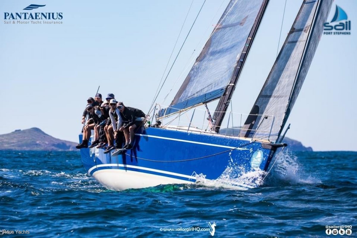 King 40:King 40 for sale with Race Yachts