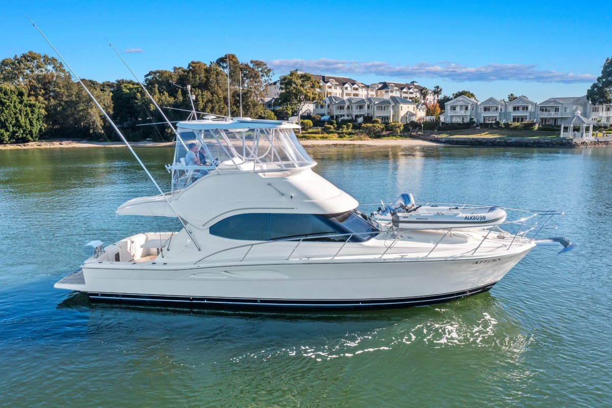 Riviera 40 Open Flybridge