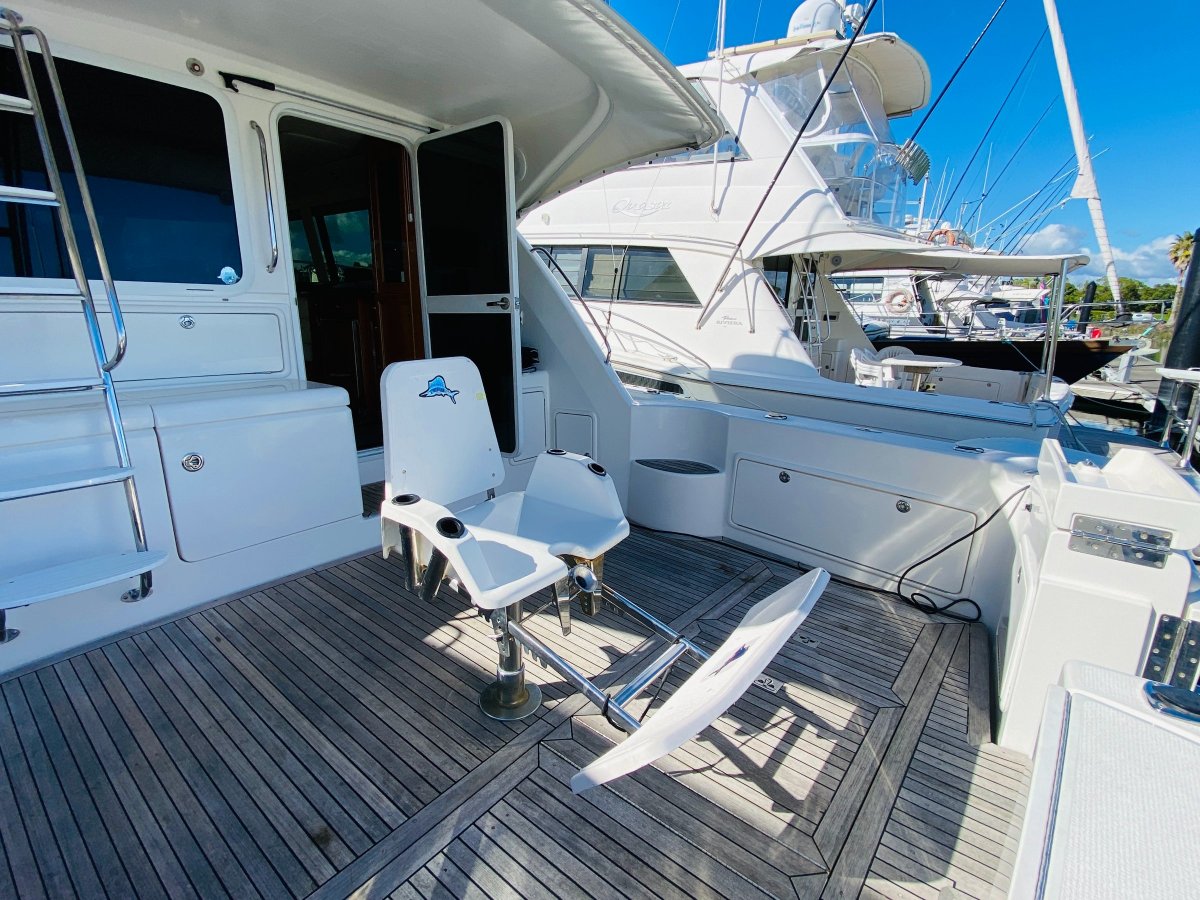 Riviera 47 G2 Enclosed Flybridge