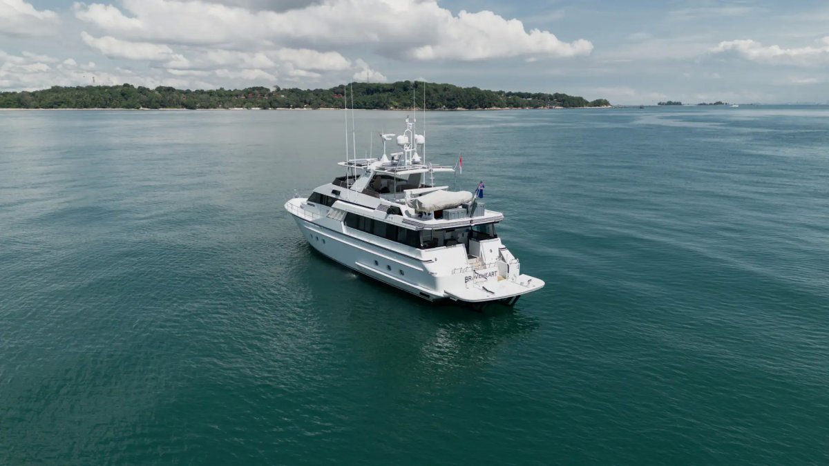 Lowland 80 Excellent example of Dutch quality yacht building