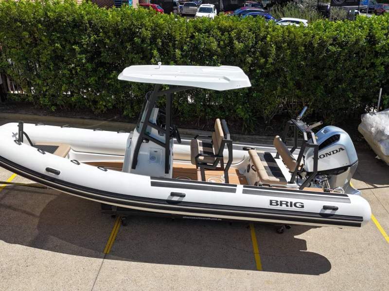 Brig Navigator 22 Fibreglass centre console rib with hypalon tubes