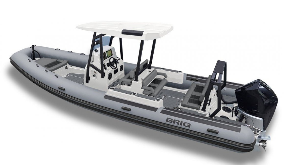 Brig Navigator 26 Fibreglass centre console RIB with hypalon tubes