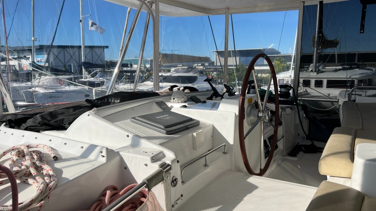 Lagoon 440