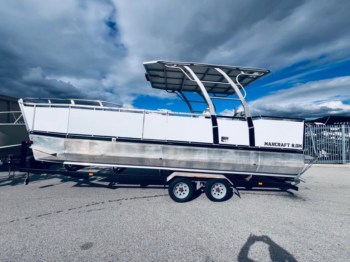 Mancraft 8.0 Pontoon boat