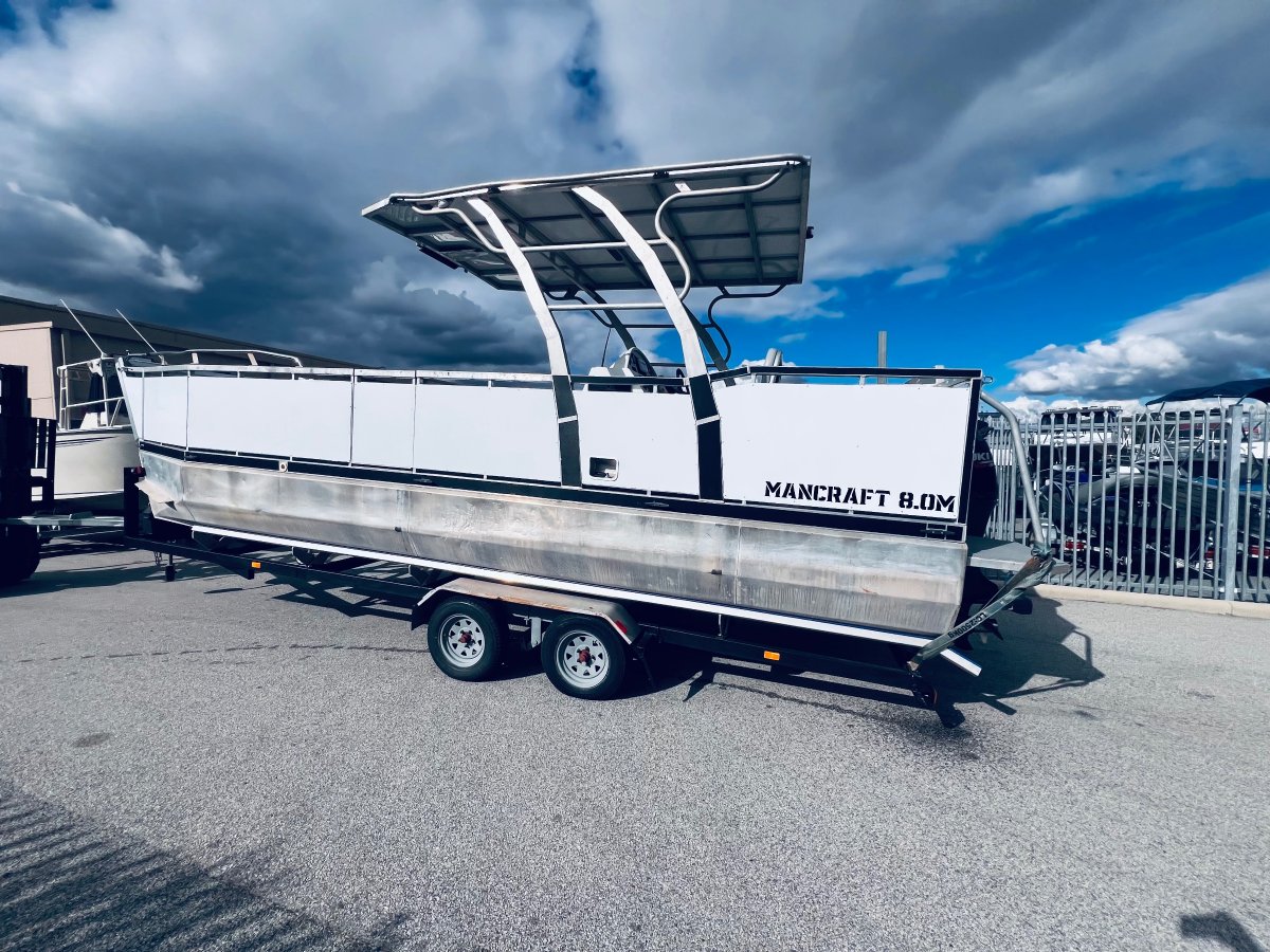 Mancraft 8.0 Pontoon boat