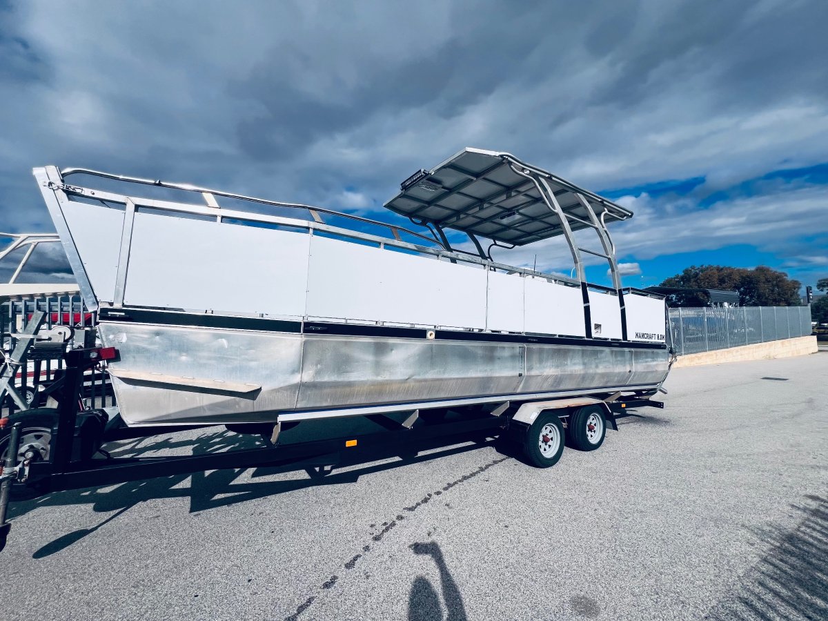 Mancraft 8.0 Pontoon boat