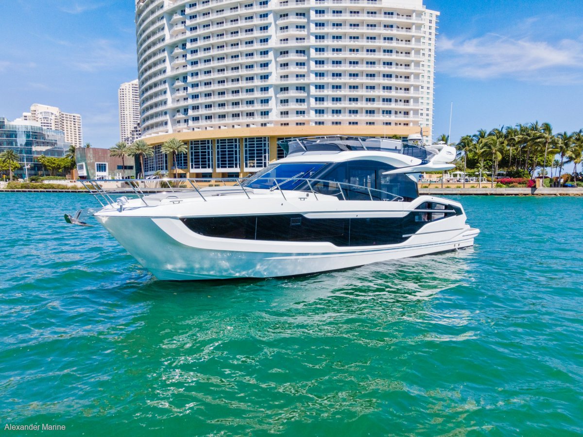 Galeon 440 Fly