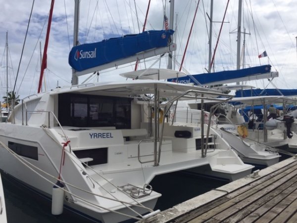 Leopard Catamarans 40
