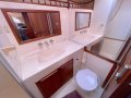 Mariner 3800 Flybridge Cruiser