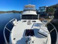 Mariner 3800 Flybridge Cruiser