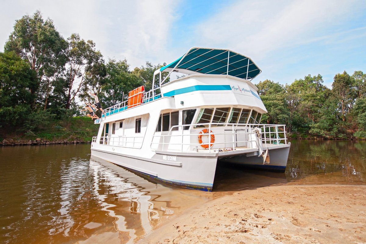 Catamarans International (CI) Alloy Catamaran