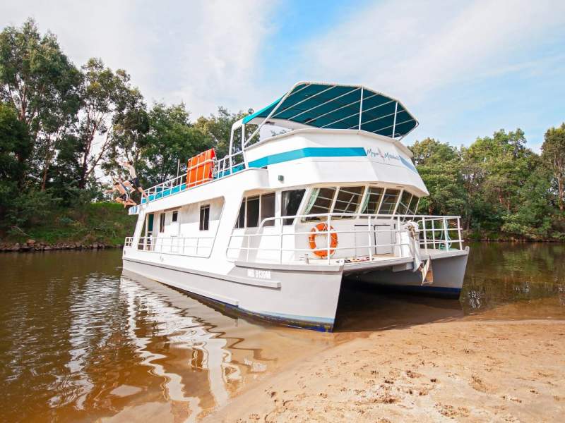 Catamarans International (CI) Alloy Catamaran