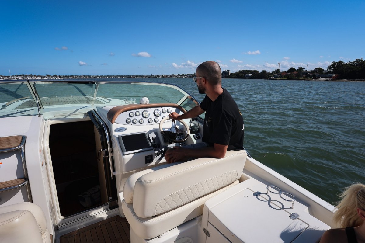 Chris Craft Corsair 36