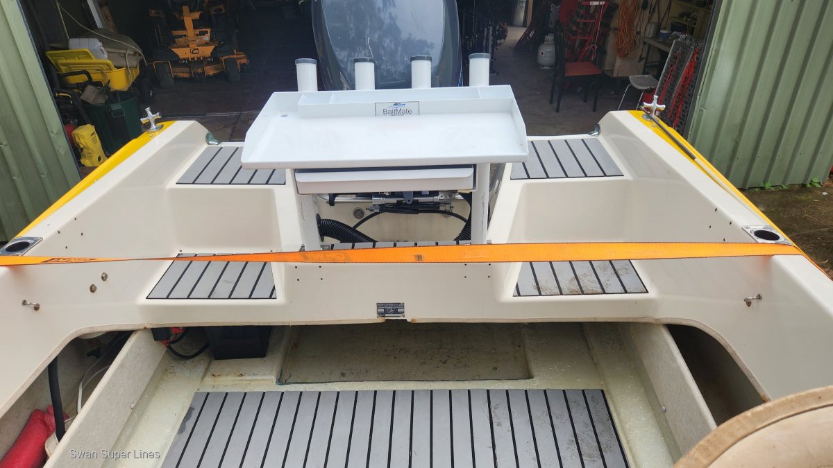 Haines Hunter V16c