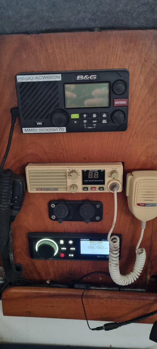 Mottle 33 High Sided:Radio