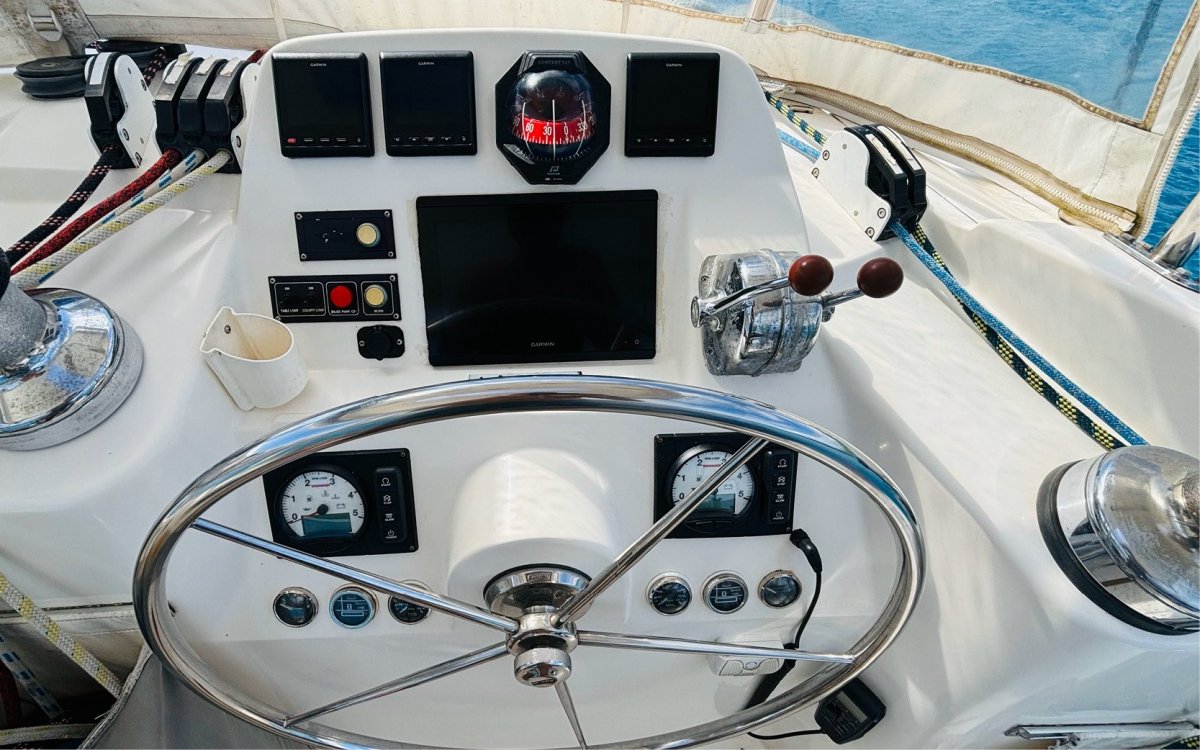 Leopard Catamarans 44