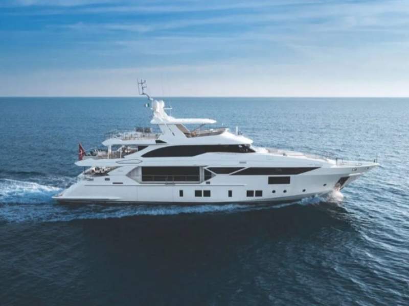 Benetti Fast 125 Immaculate and Fast