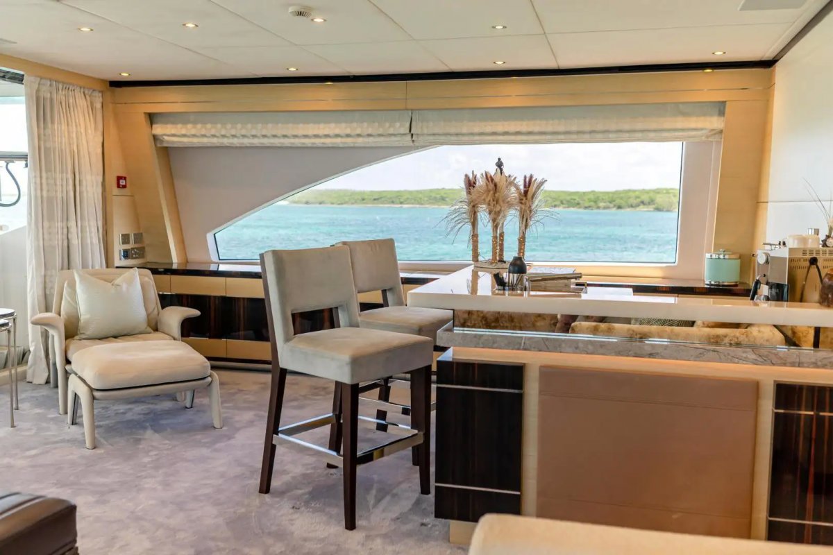 Benetti Fast 125 Immaculate and Fast