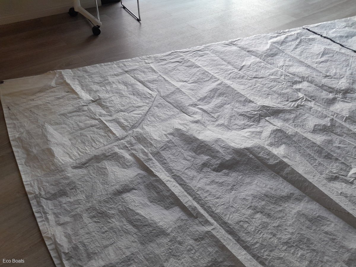 7.6 Mylar Genoa