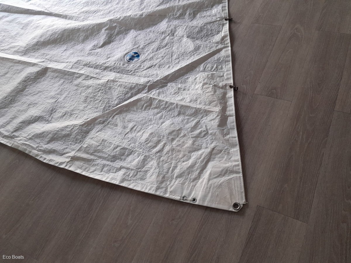 7.6 Mylar Genoa
