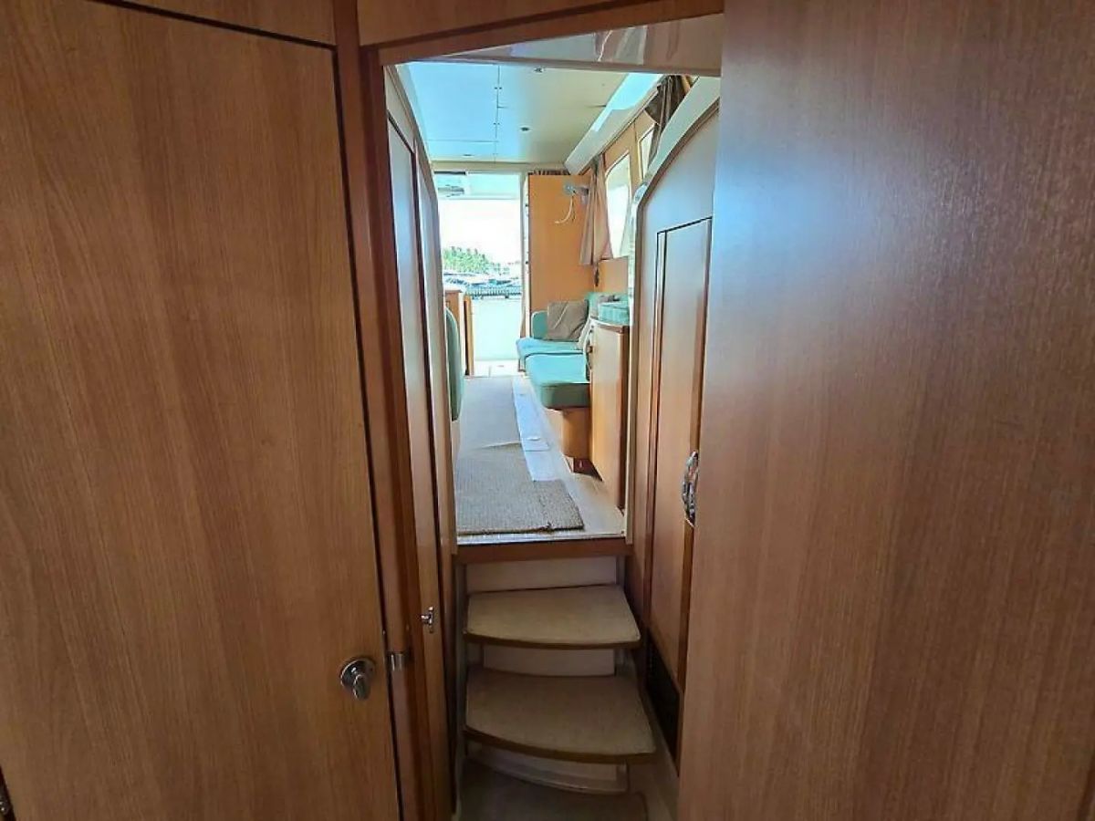 Greenline 33