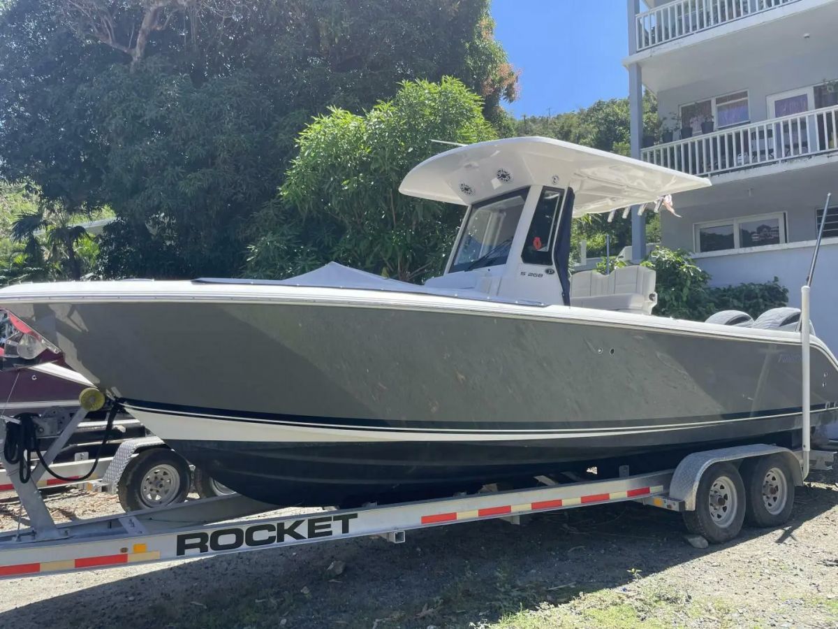 Pursuit 268 Sport