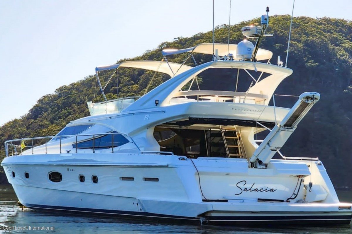 Ferretti 620 Motor Yacht