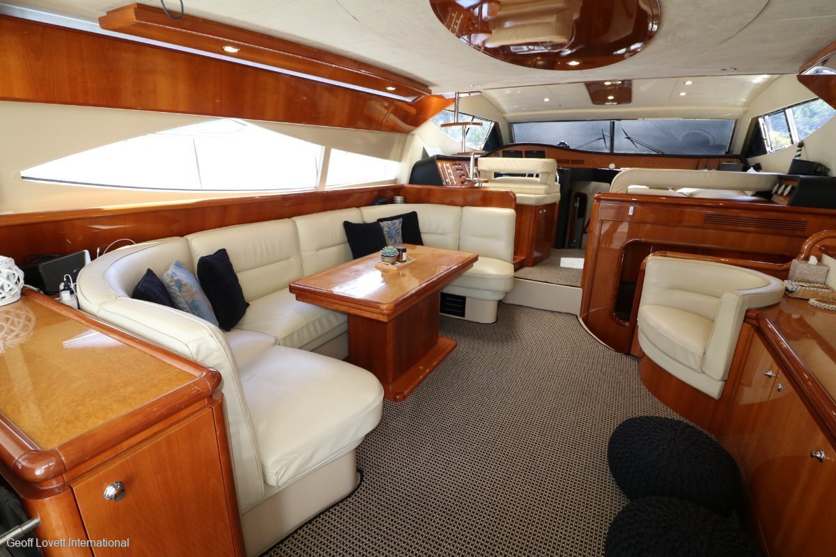 Ferretti 620 Motor Yacht