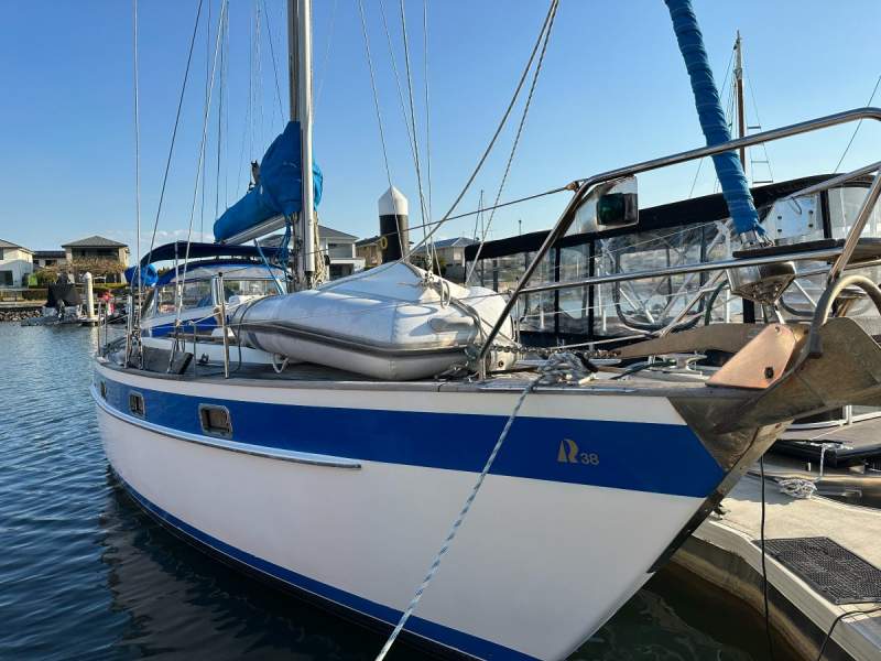 Hallberg-Rassy 38 Excellent Condition - New Rigging