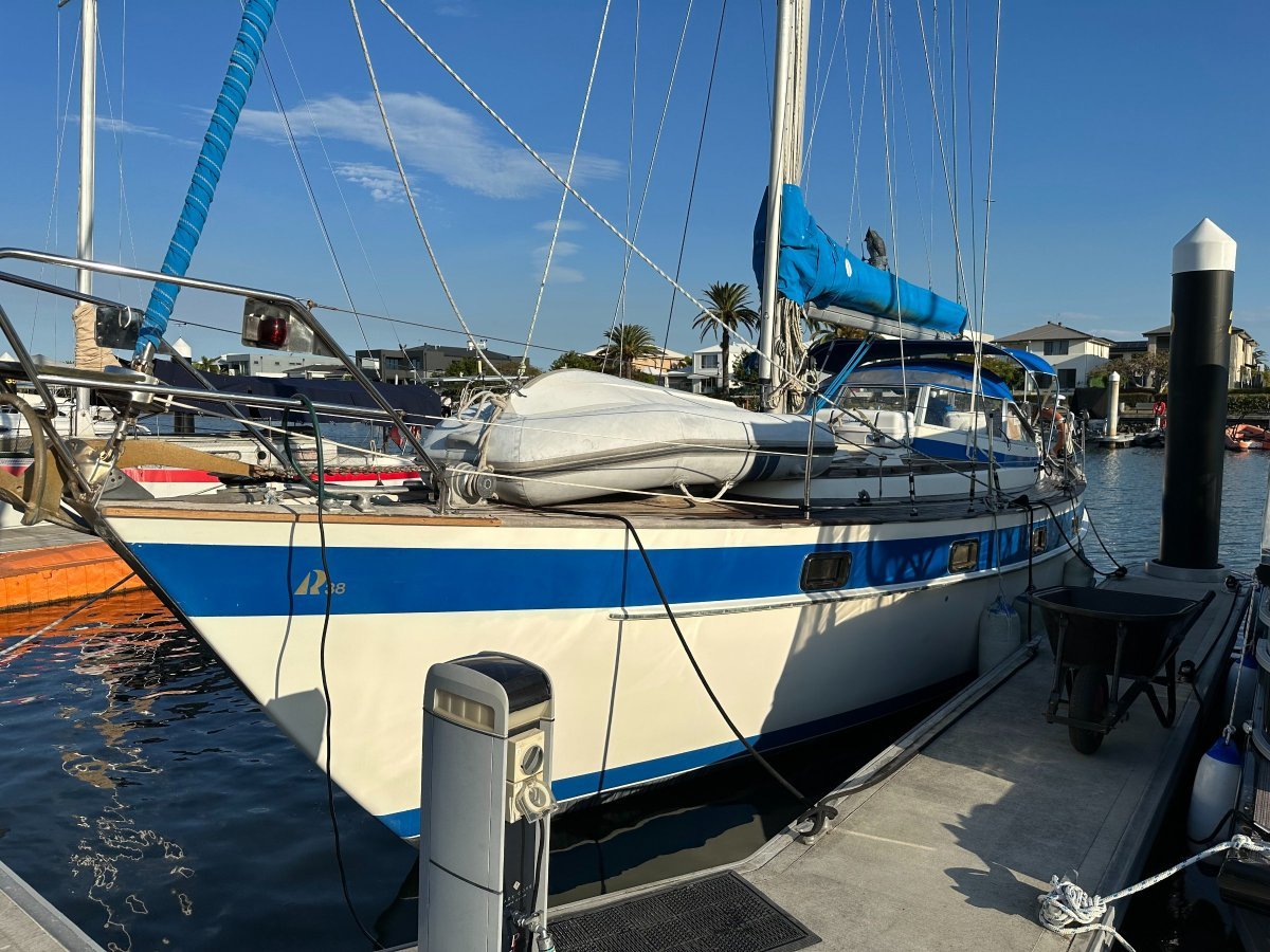 Hallberg-Rassy 38 Excellent Condition - New Rigging