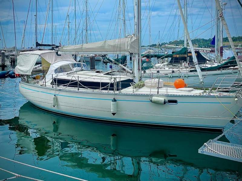 Bluewater Cruising Yachts Bluewater 400RS