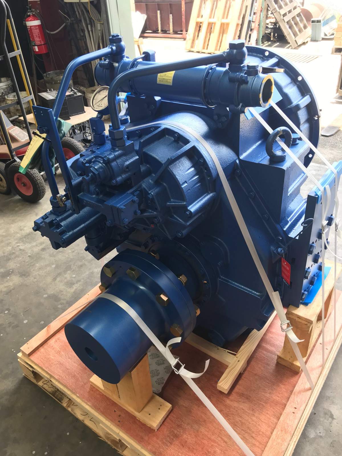 MARINE TRANSMISSION IMPORTER/ OFFICIAL DISTRIBUTOR for AUSTRALIA /PACIFIC.