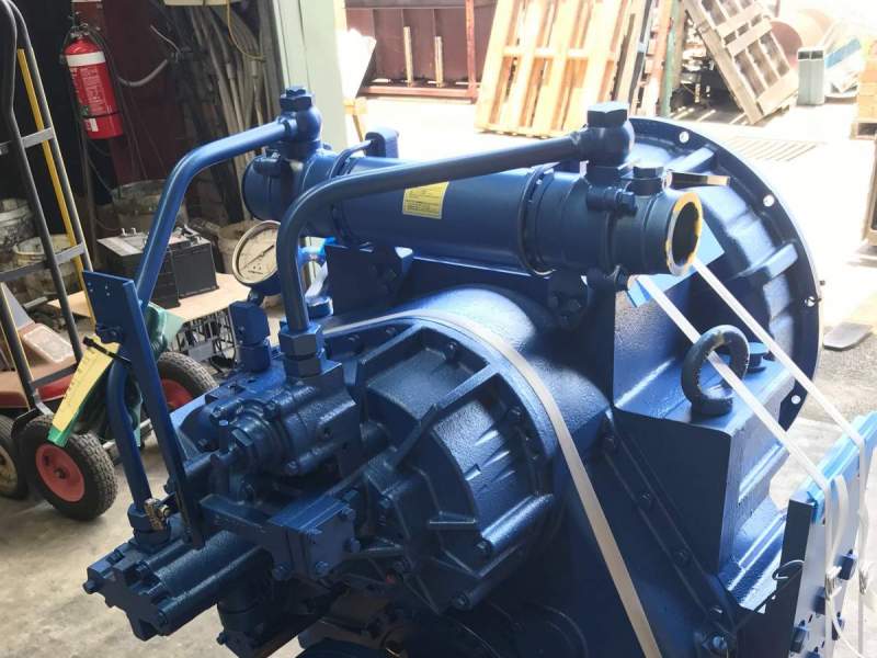 MARINE TRANSMISSION IMPORTER/ OFFICIAL DISTRIBUTOR for AUSTRALIA /PACIFIC.
