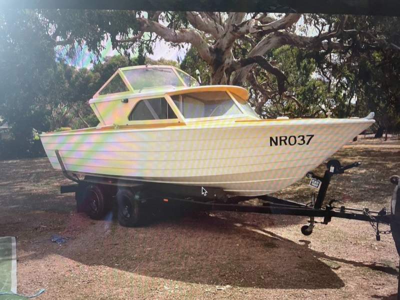 18 foot half cabin