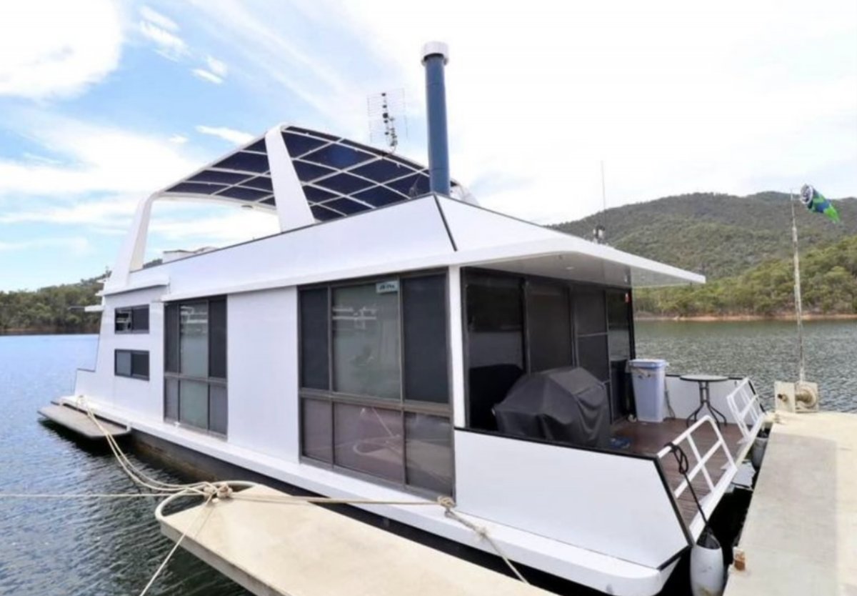 Houseboat Off Lake Eildon