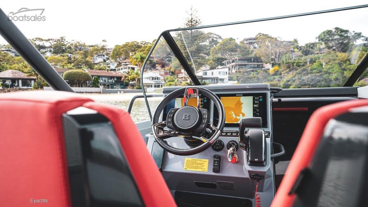 Axopar 25 Cross Top Brabus Marine Shadow 300