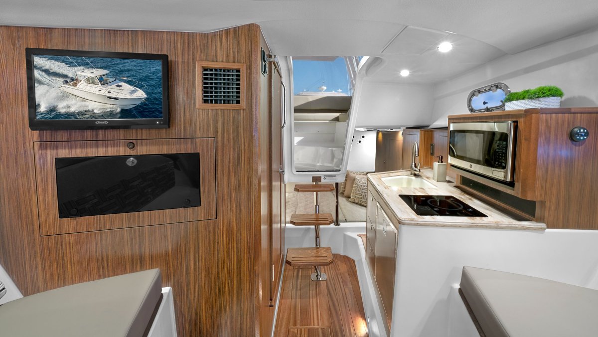 New Pursuit OS325